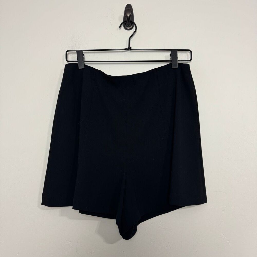 Alice + Olivia Black High Waisted Zip Back Shorts 12